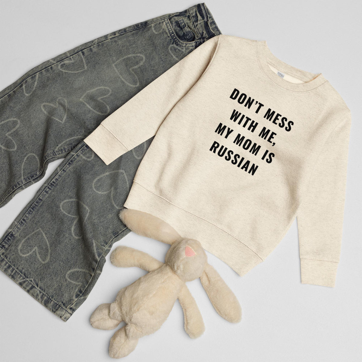 Don’t Mess With Me, My Mom Is Russian | Funny Kids’ Crewneck Sweatshirt | Russian Mom Kids Shirt | Cute Toddler Pullover | Kids Gift